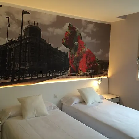 Bilbao City Rooms 2*