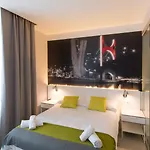 Bilbao City Rooms 2* בילבאו